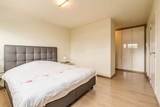 Villa for rent in Meise