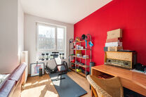 Ce lumineux appartement 1 chambre b&eacute;n&eacute;ficie d&rsquo;une excellente situation dans le quartier recherch&eacute; &laquo; La Chasse &raquo; &agrave; Etterbeek, &agrave; distance de marche des campus de la VUB et de l&rsquo;ULB, et &agrave; la fronti&egrave;re de Woluwe-Saint-Pierre (Chant d&rsquo;Oiseau) et