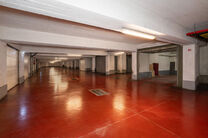 Cet appartement lumineux et fonctionnel de 2 chambres est situé au 8e étage d’une copropriété bien entretenue.
Grâce à son emplacement en hauteur, il bénéficie d’une belle vue dégagée et d’une agréable luminosité tout au long de la journ