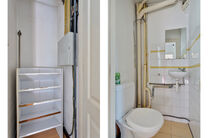 Dit duplexappartement op de tweede verdieping beschikt over 2 slaapkamers, 2 badkamers, 2 toiletten en een terras op het zuidwesten. Het is gelegen in een kleinschalige mede-eigendom met slechts drie appartementen.

Via de inkomhal komt u terecht in de ru