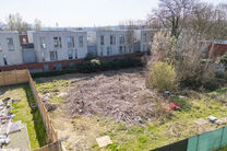 Full description: https://www.homerun.immo/en/for-sale
bart@homerun.immo &ndash; 02 445 10 00
FREE VALUATION: https://www.homerun.immo/en/valuation

This 428 m&sup2; building plot is ideally located in the recent &lsquo;Craetbosch&rsquo; development, a quiet and green re