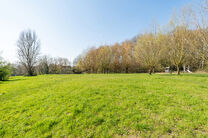 Full description: https://www.homerun.immo/en/for-sale
bart@homerun.immo &ndash; 02 445 10 00
FREE VALUATION: https://www.homerun.immo/en/valuation

This 428 m&sup2; building plot is ideally located in the recent &lsquo;Craetbosch&rsquo; development, a quiet and green re