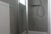 Pour plus d’informations ou une visite, contactez Bart via bart@homerun.immo ou au +32 2 445 10 00
Une description détaillée est disponible sur notre site web : https://www.homerun.immo/fr/a-louer

Cette chambre étudiante récemment rénovée, prête