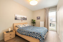 Beautiful furnished apartment with terrace, underground parking space and private cellar, ideally located close to public transport and a wide range of amenities.

LAYOUT:
Upon entering the apartment, you are welcomed into a pleasant open-plan living area