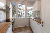 Discover this beautifully completely renovated 1-bedroom apartment, located in a quiet yet central location. Situated on the first floor, away from the hustle and bustle of the street, this apartment offers a perfect balance between serenity and accessibi