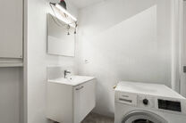 This recently built one-bedroom apartment enjoys an excellent location, directly opposite the trendy Canal district and close to Tour & Taxis and Rogier Square.

Located on the 3rd floor, the apartment features a southeast-facing terrace, ideal for enjoyi