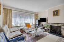 This two-bedroom apartment with garage and garden is located on the first floor of a small-scale co-ownership (6 apartments) in the center of Zaventem.

LAYOUT:
Upon entering the apartment, you are welcomed into the entrance hall, which leads to the spaci