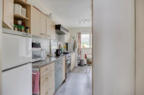 This two-bedroom apartment with garage and garden is located on the first floor of a small-scale co-ownership (6 apartments) in the center of Zaventem.

LAYOUT:
Upon entering the apartment, you are welcomed into the entrance hall, which leads to the spaci