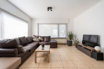 This spacious and move-in-ready home with three bedrooms is ideally located on a 10a 60ca plot, offering easy access to both Mechelen and Brussels.

House layout
Ground floor

Upon entering through the entrance hall, you will find a staircase leading to t