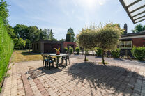 This spacious and move-in-ready home with three bedrooms is ideally located on a 10a 60ca plot, offering easy access to both Mechelen and Brussels.

House layout
Ground floor

Upon entering through the entrance hall, you will find a staircase leading to t